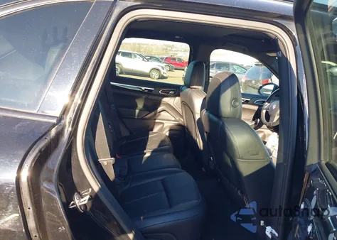 2012 Porsche Cayenne z USA, uszkodzony, nr VIN WP1AA2A28CLA07308